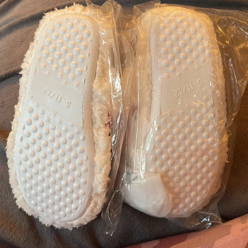 NWT Fun Love and Plaid slippers - Jammies For Your Families